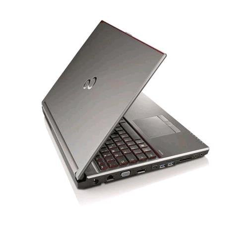 FUJITSU Celsius H760 VPRO 15.6" i7 2.7GHz RAM 16GB-SSD 256GB-QUADRO M1000M 2GB-Win 10 Prof Italia (VFY:H7600W17ABIT)